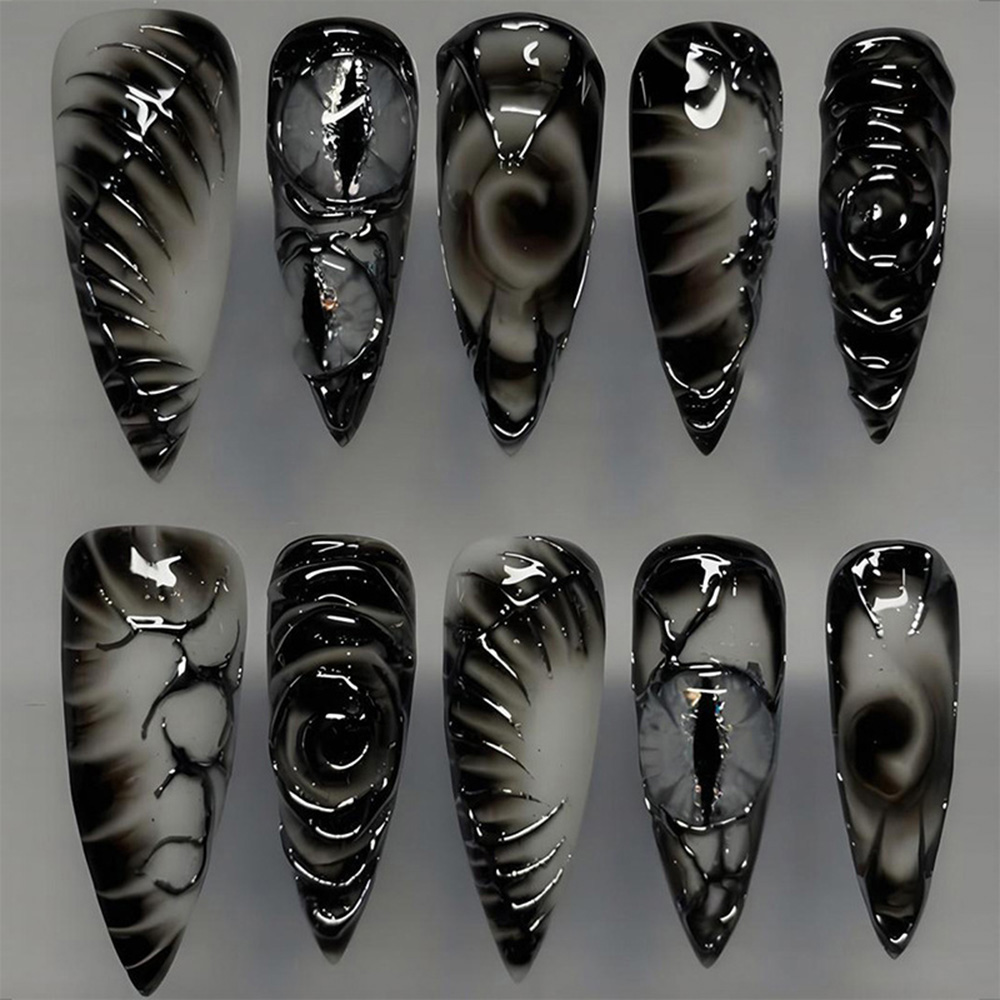 Nail Art Press On - أظافر اصطناعية لامعة بتصميم قوطي 30